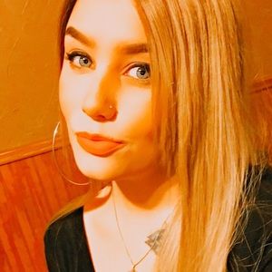 Meet your Posher, Tabatha